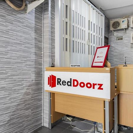 Reddoorz @ Jemursari Surabaya 2 Exterior photo